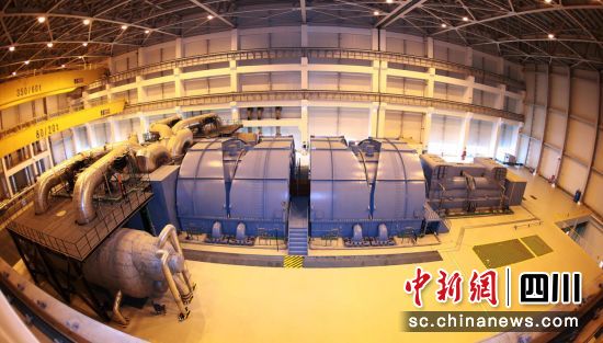 “华龙一号”全球首堆示范工程福清核电汽轮发电机组。九游会J9真人游戏第一品牌电气 供图